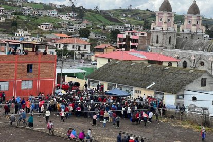 En comunidades indígenas hacen vigilancia.