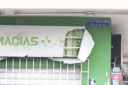 Daños materiales en farmacia del suroeste de Guayaquil.