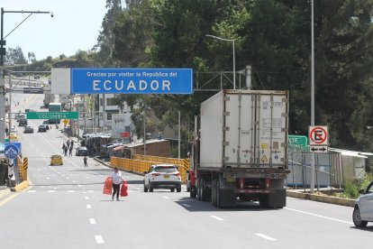 La crisis en Rumichaca cumple 10 días: aranceles, bloqueo y pérdidas millonarias afectan a Ecuador y Colombia.