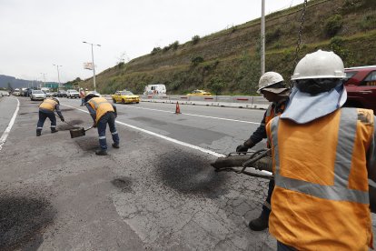 Bacheo provisional de la Ruta Viva efectuado en marzo 2026.
