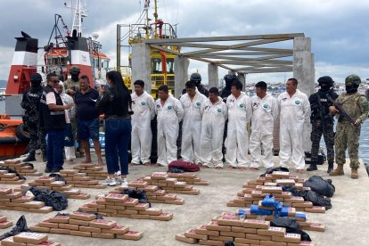 El alcaloide llegó el mediodía de este jueves 26 de marzo al puerto de Manta, al igual que los detenidos