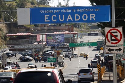 La Iglesia busca calmar la tensión tras la guerra comercial, el cierre fronterizo y el incidente de la bomba que elevó el conflicto entre Noboa y Petro.