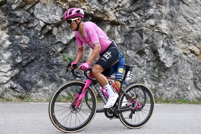 La Locomotora del Carchi no solo que culminó en el décimo puesto de la Vuelta a Cataluña, sino que fue el mejor latinoamericano en competencia.