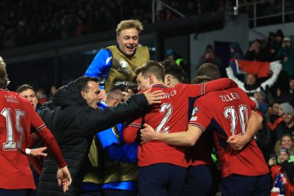 Los jugadores de República Checa festejaron eufóricos su paso definitivo al Mundial.