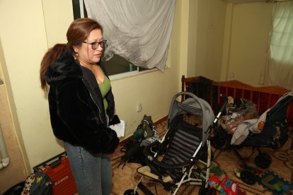 Mary Girón es la dueña de la propiedad y comentó que ayudó a apagar el fuego en el departamento de la familia afectada.