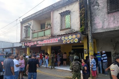 Adrián Castro, de 39 años, fue asesinado en su local recientemente inaugurado.