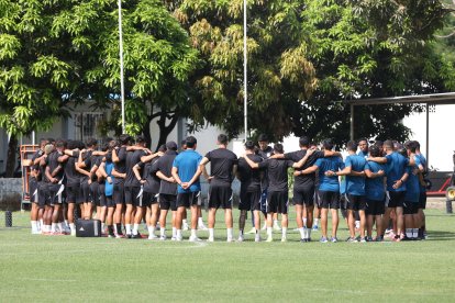 Emelec se prepara para recibir a Deportivo Cuenca por la fecha 7 de la LigaPro 2026.
