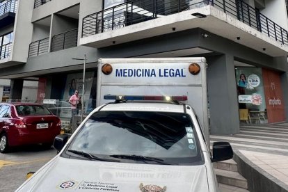 El cuerpo fue llevado del consultorio dental a la morgue de la Policía Nacional.