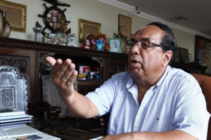 Simón Bolívar Rosero posee la mayor cantidad de alícuotas del centro comercial Multicomercio.