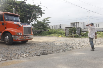 El incidente mortal se produjo en una zona en donde se suele dejar camiones estacionados.