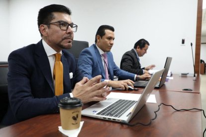 Carlos Alarcón, fiscal general del Estado, estaba en una cafetería cuando se produjo el ataque.