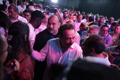 Jaime Nebot se mostró en público este 11 de abril y habló ante simpatizantes sobre Guayaquil.