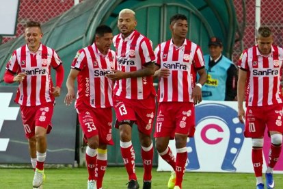 Técnico Universitario juega la LigaPro 2026 en el estadio Bellavista de Ambato.