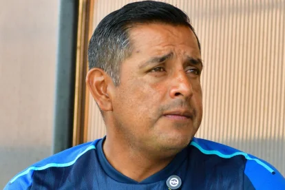 Víctor Idrobo entrenador de Ecuador Sub 17.
