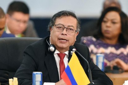 Gustavo Petro vuelve a pronunciarse por el estado de Jorge Glas.
