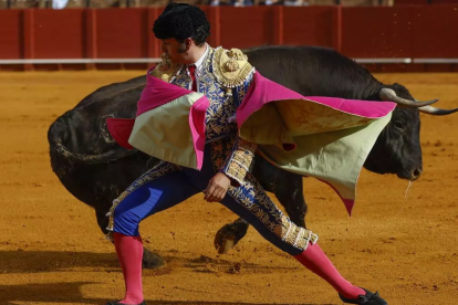 Morante fue trasladado al hospital tras ser operado en la enfermería de la plaza