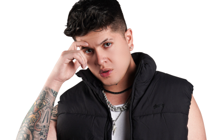 El cantante ecuatoriano Joel Orbe presenta su canción 'Falsas Promesas'