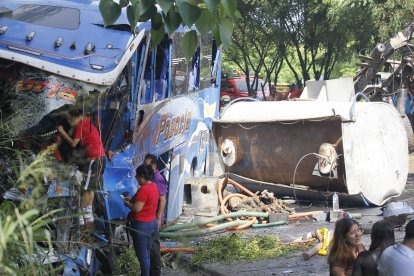 El incidente se produjo en el kilómetro 44 de la vía a la costa.