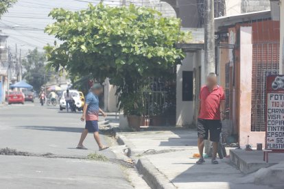 El hecho se produjo en la cooperativa 5 de Octubre, fuera de una iglesia.