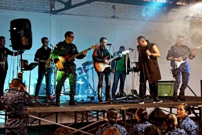 Ensayos y conciertos forman parte de la rutina de Simbiontes desde su creación en 2022.