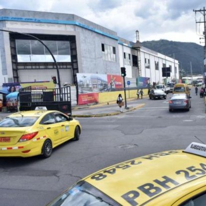 La nueva plaza comercial en Tumbaco genera expectativa y preocupación por el impacto en la movilidad y el espacio público.