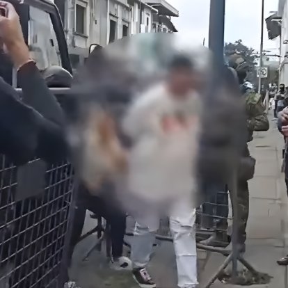 Alias Doble A y su esposa fueron detenidos juntos, en febrero de 2025, en un hotel de Milagro, en Guayas, pero la causa no prosperó.