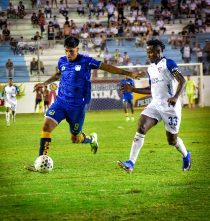 En Manta, Delfín golpea a Liga de Quito y agrava su crisis en LigaPro