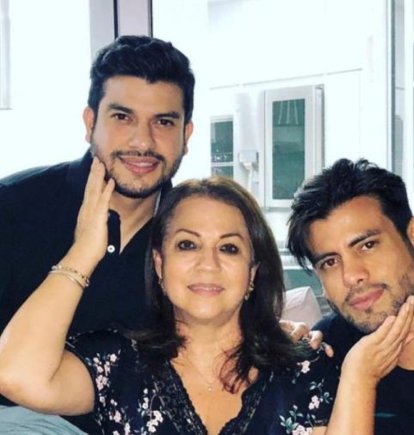 Pablo Ruales, su mamá Nachira y el presentador Efraín Ruales, asesinado el 27 de enero de 2021.