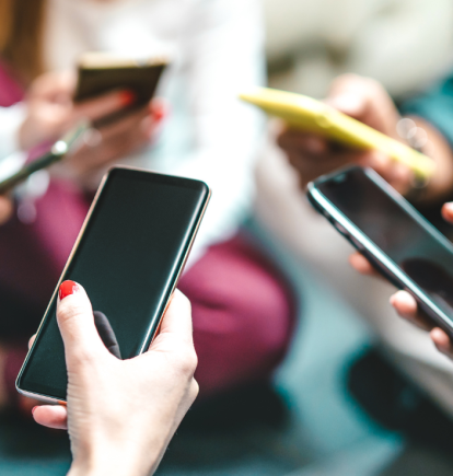 Los apagones en Ecuador afectarán el servicio de telefonía e internet móvil.