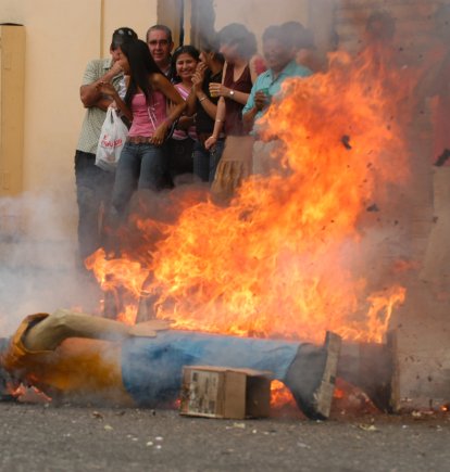 Los tóxicos emanados por la quema pueden ser tóxicos.