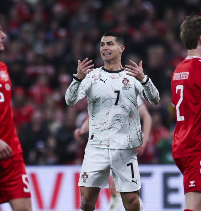 Portugal, de Cristiano Ronaldo, tiene que remontar a Dinamarca para seguir en el torneo.