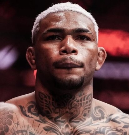 Michael Morales tiene un récord de 19-0 en su carrera en las artes marciales mixtas.