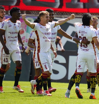 Deportivo Cuenca fue una de las revelaciones de la LigaPro 2025.