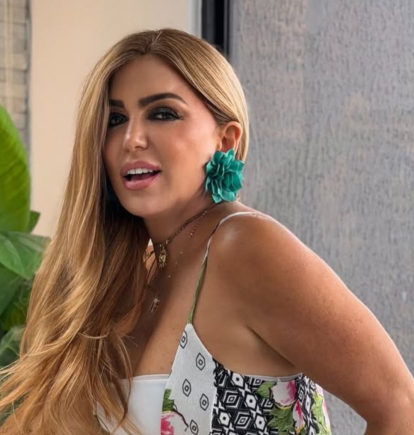 Mariela Viteri es una presentadora y empresaria ecuatoriana.