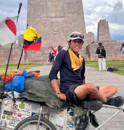 El influencer japones Atsushi Yao en Quito.