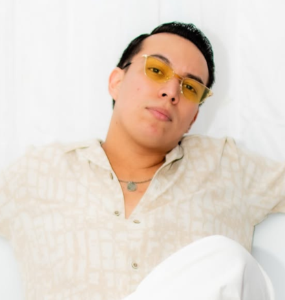 Álex vizuete es un actor ecuatoriano-estadounidense.