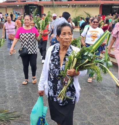 La Semana Santa, en Quinindé, une a familias con testimonios de fe y gratitud por milagros.
FECHA: 2026/03/27