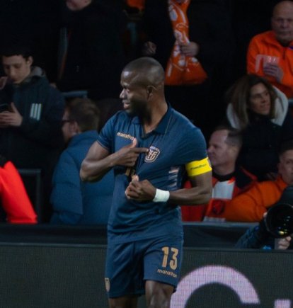 Enner Valencia festeja su gol ante Países Bajos.