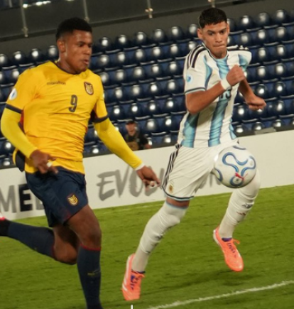 La MiniTri perdió 3-1 ante Argentina en el Sudamericano sub-17.