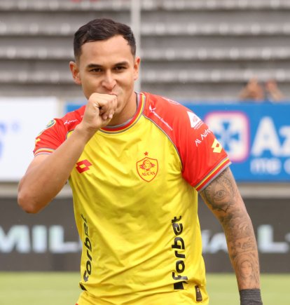 Aucas recortó distancia con el líder de la LigaPro 2026.