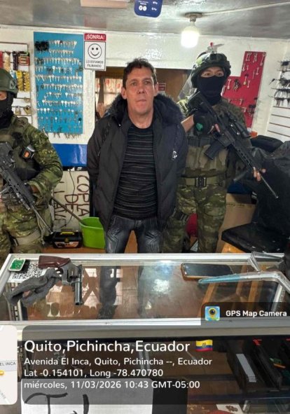 El ciudadano fue detenido en su negocio.
