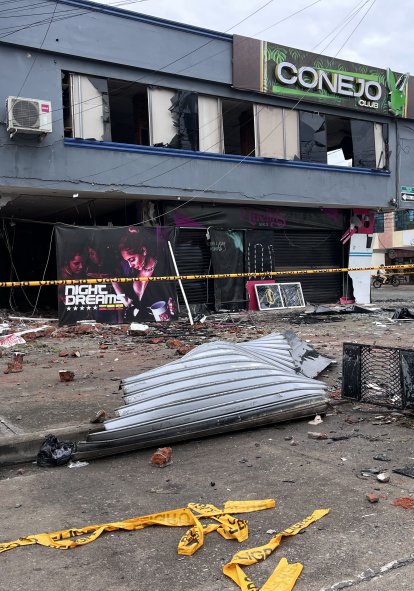 Los extranjeros son acusados de colocar artefactos explosivos en un bar y una discoteca de la Zona Rosa de Machala.