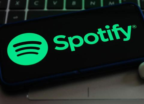 Spotify, el gigante sueco de servicios de "streaming" de audio, va a reforzar su apuesta por el negocio del pódcast con la adquisición de Podsights y Chartable, dos populares herramientas para los creadores de contenidos en audio. En un comunicado, Spotif