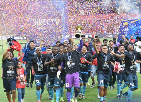 El Nacional se coronó campeón de la Copa Ecuador 2024.