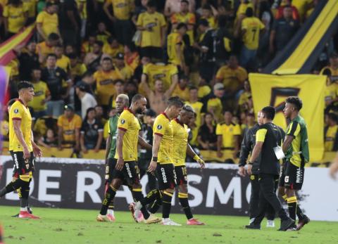 Barcelona quedó al borde de la eliminación en Copa Libertadores.