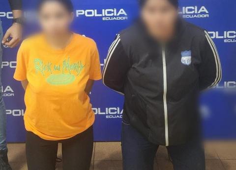 mujeres aprehendidas con municiones