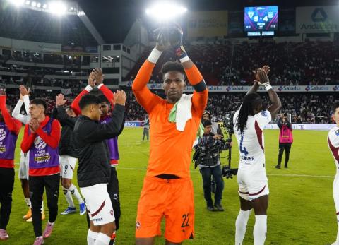 Toda la celebración de Liga de Quito al eliminar al Emelec de Copa Ecuador.