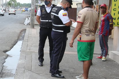 Ayer, agentes de la Comisión de Tránsito del Ecuador investigaban el accidente.