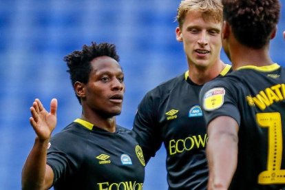 Todo el festejo de Joel Valencia en su gol.