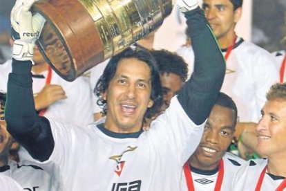 Tapó tres penales en la final y la Copa Libertadores para José Francisco Cevallos.